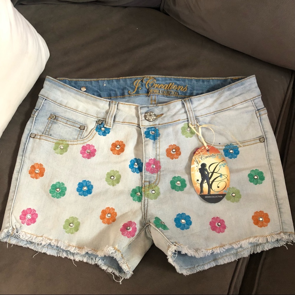 NWT J. Creations Denim Embellished Shorts